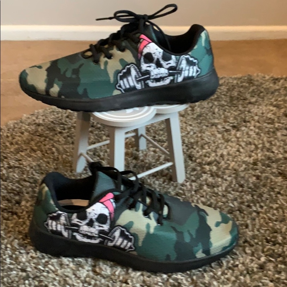 Raad Shoes